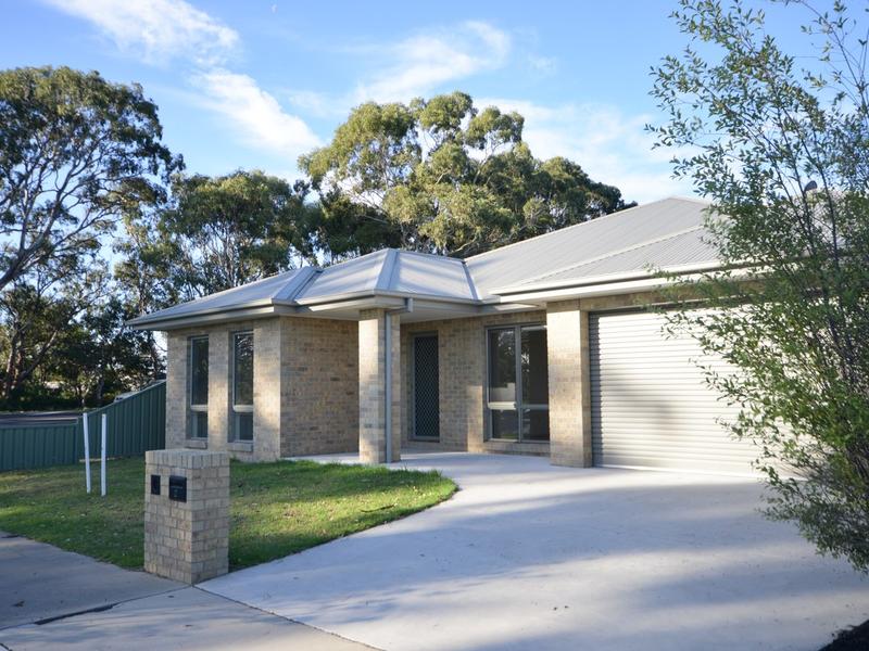 2 The Grange, PAYNESVILLE