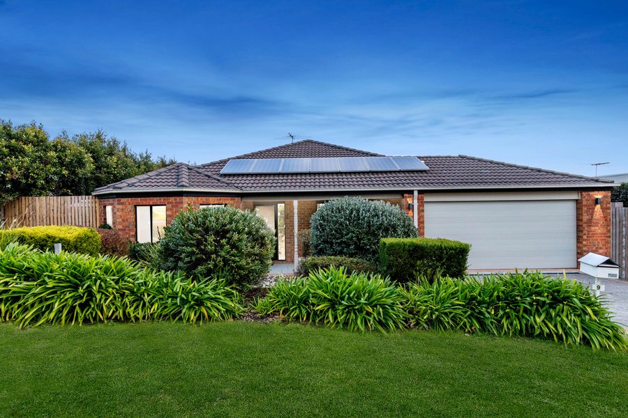 9 Yvonne Court, Langwarrin VIC