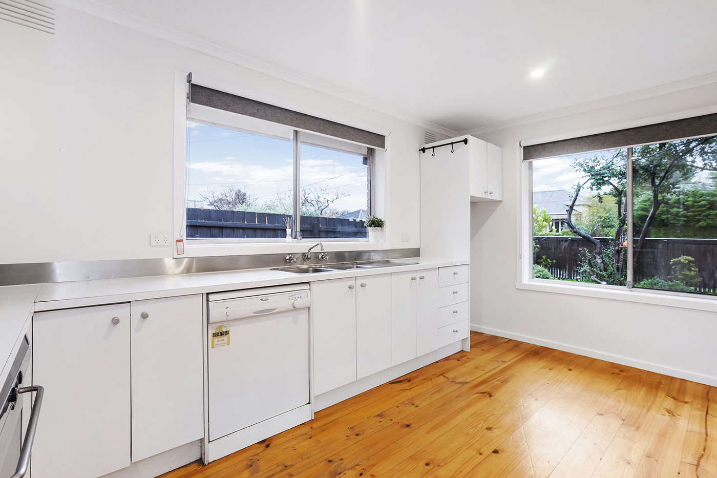 1/63 Golf Links Avenue, Oakleigh VIC