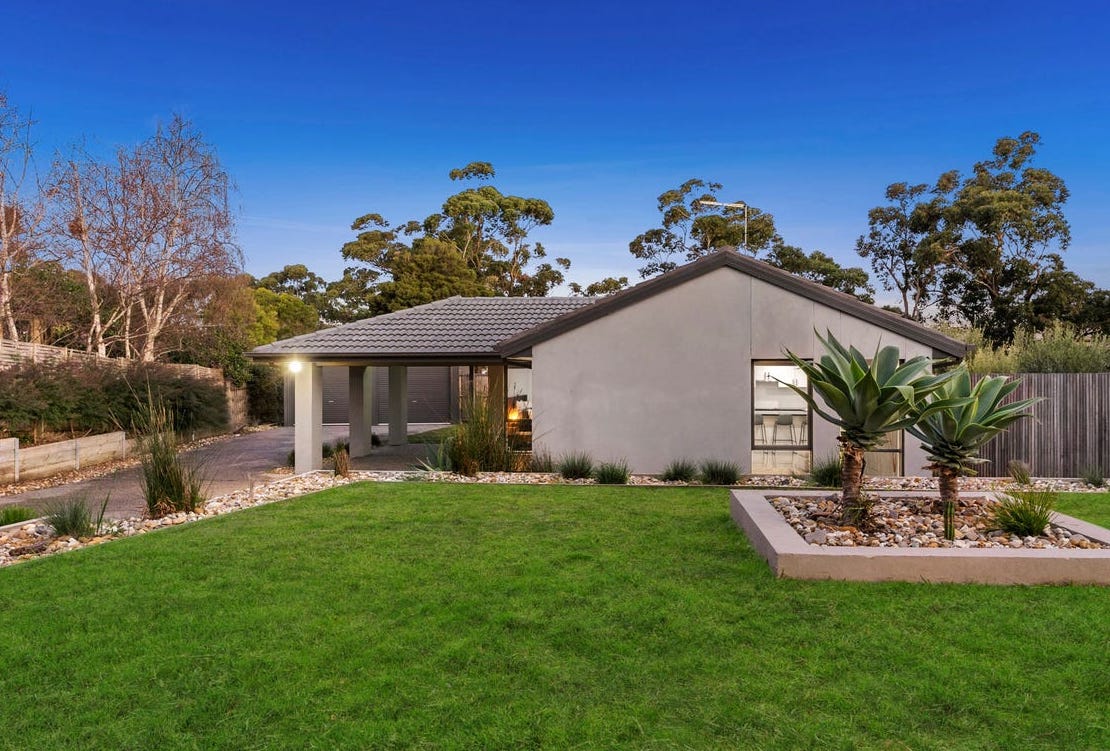 3 Hillpark Drive, Mornington VIC