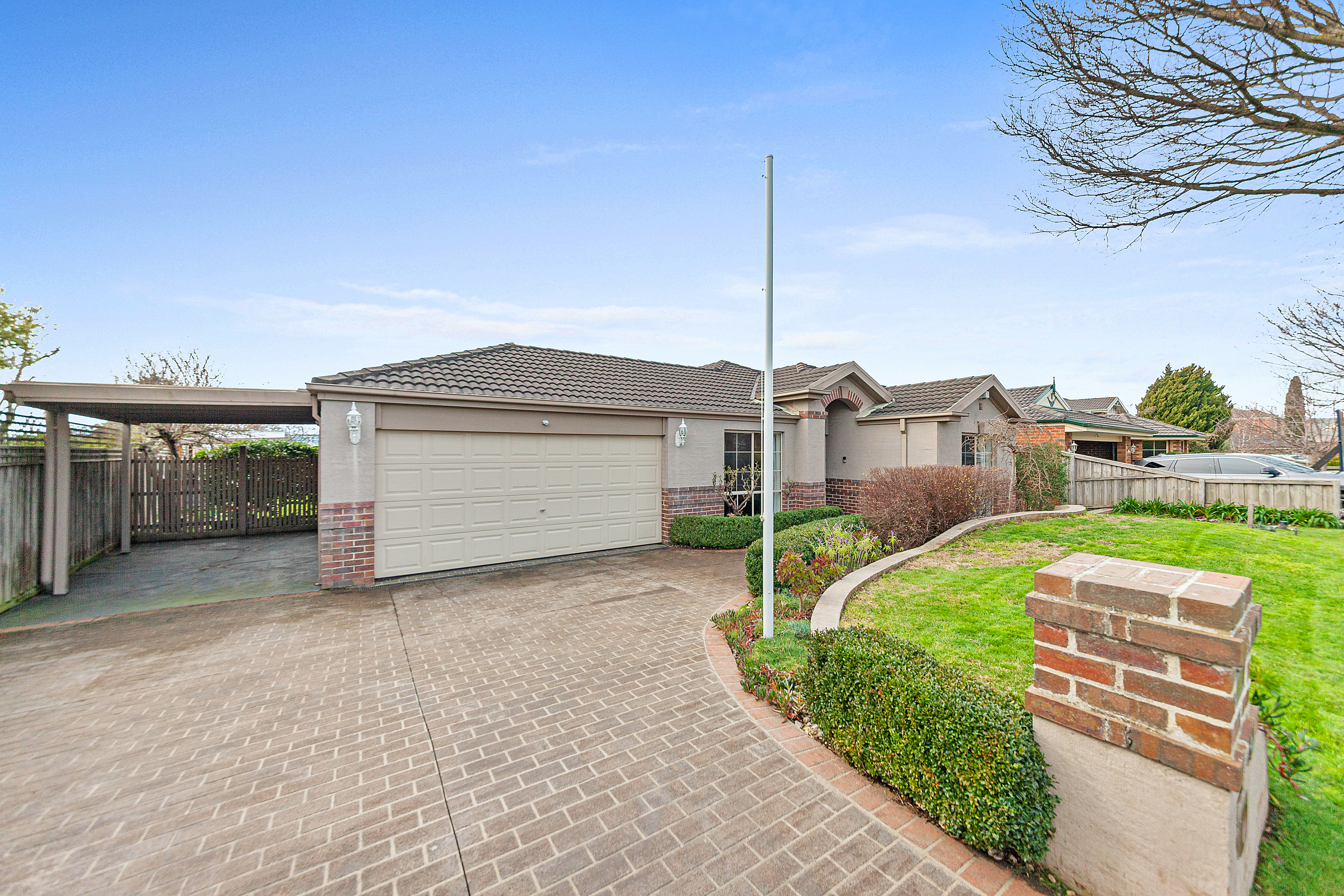 12 Edgbaston Circuit, Berwick VIC