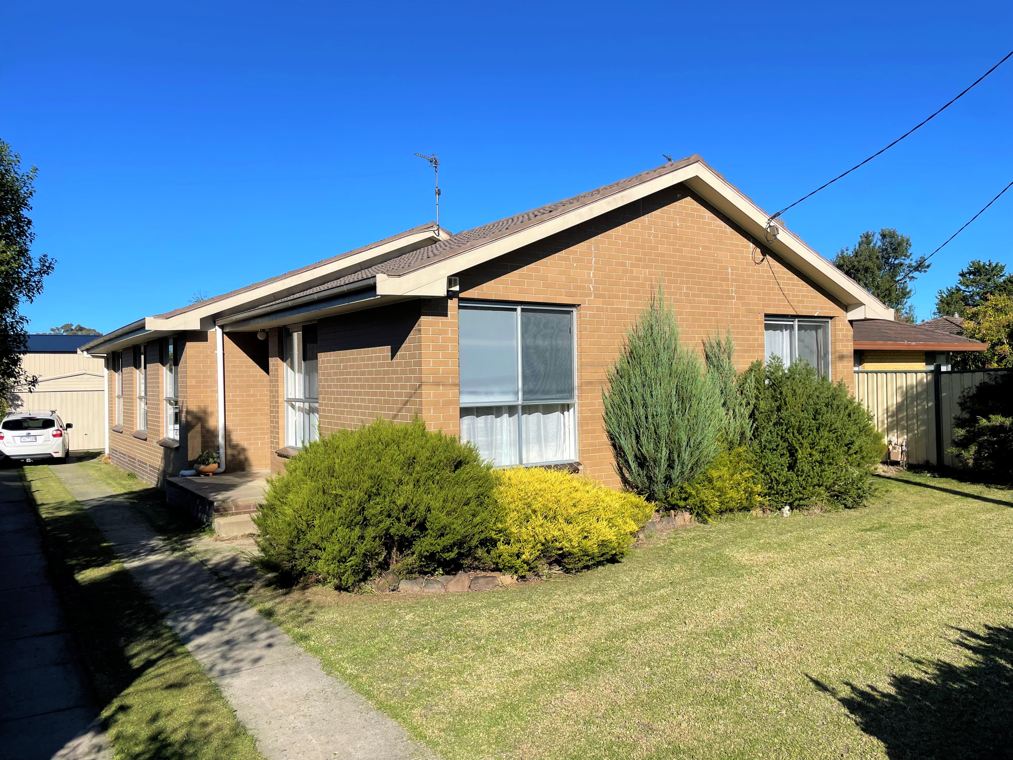 9 Cooma Street, Bairnsdale VIC
