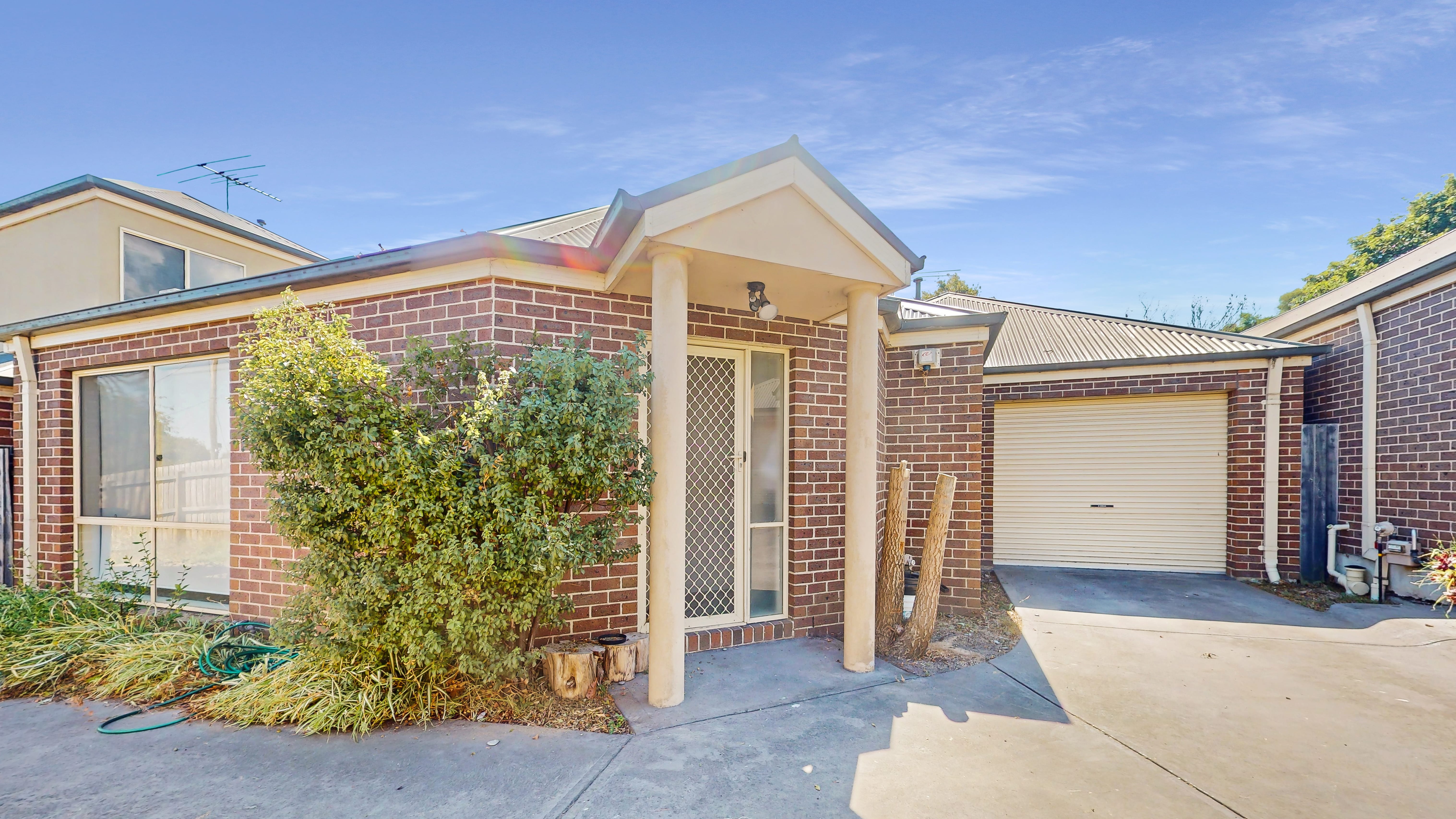 2/15 Evan Street, Berwick VIC