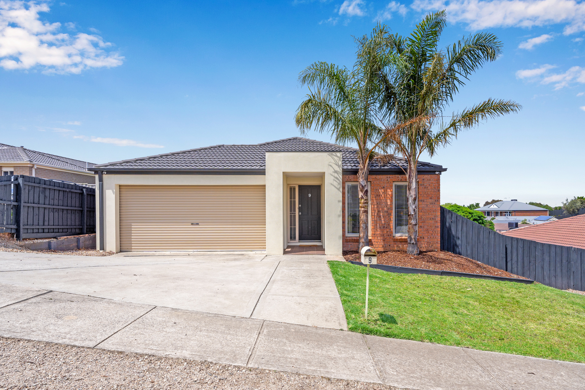9 Nicholson Street, Darley VIC