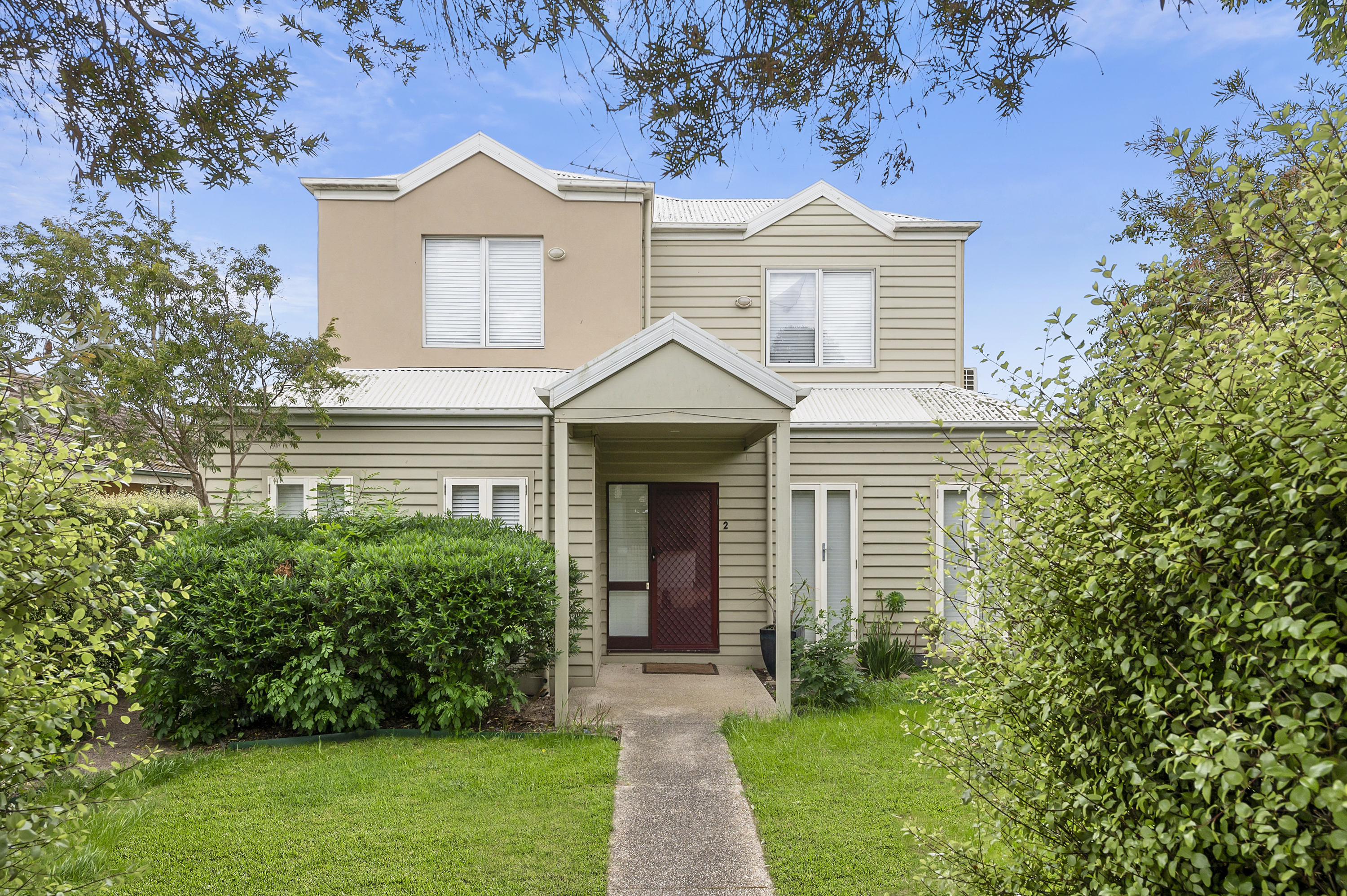 2/10-12 Surrey Street, Mornington VIC