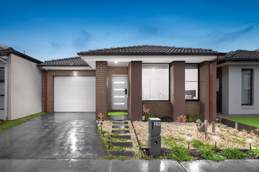 153 Carnival Boulevard, Berwick VIC