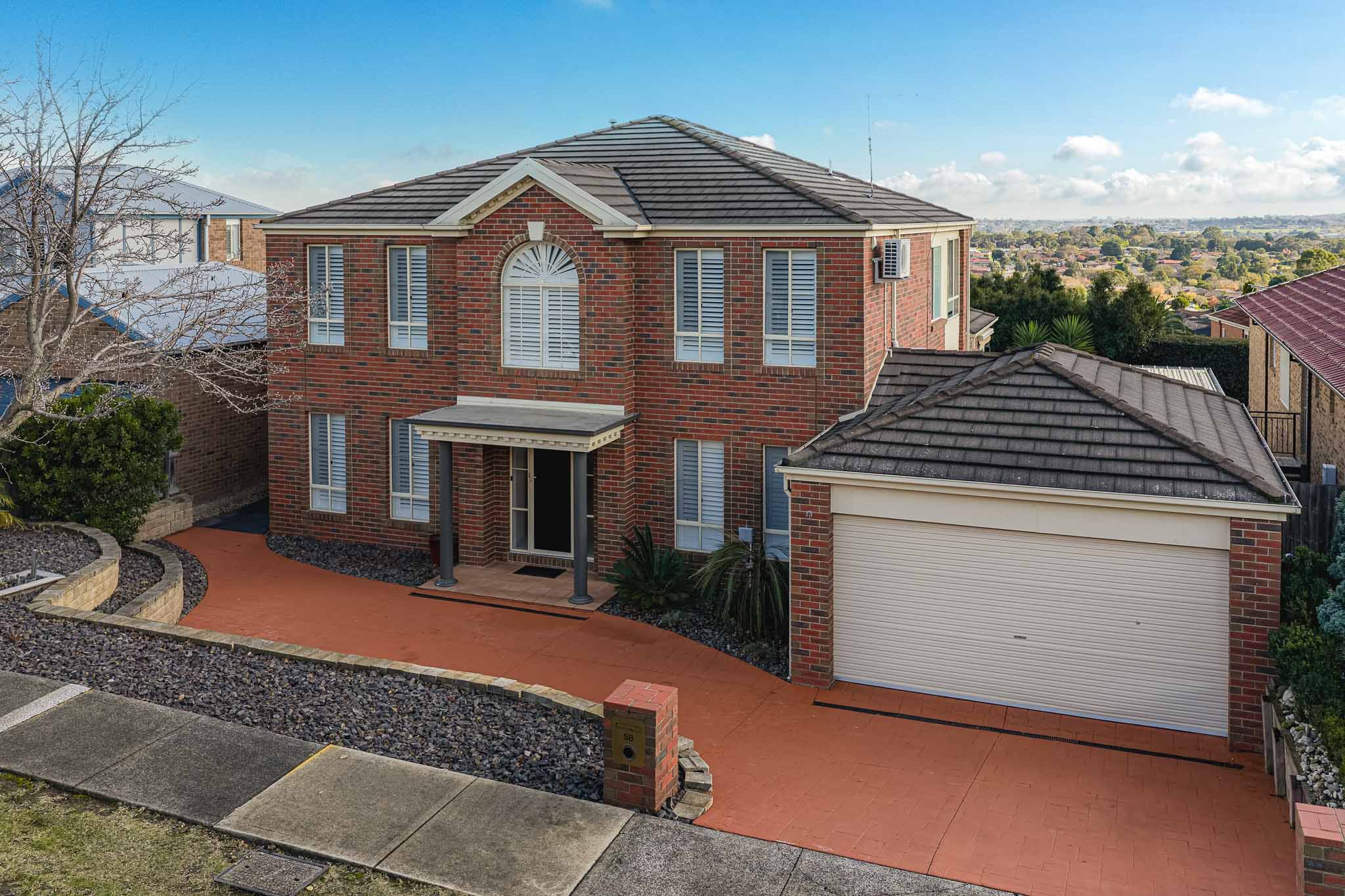 58 Montbrae Circuit, Narre Warren North VIC