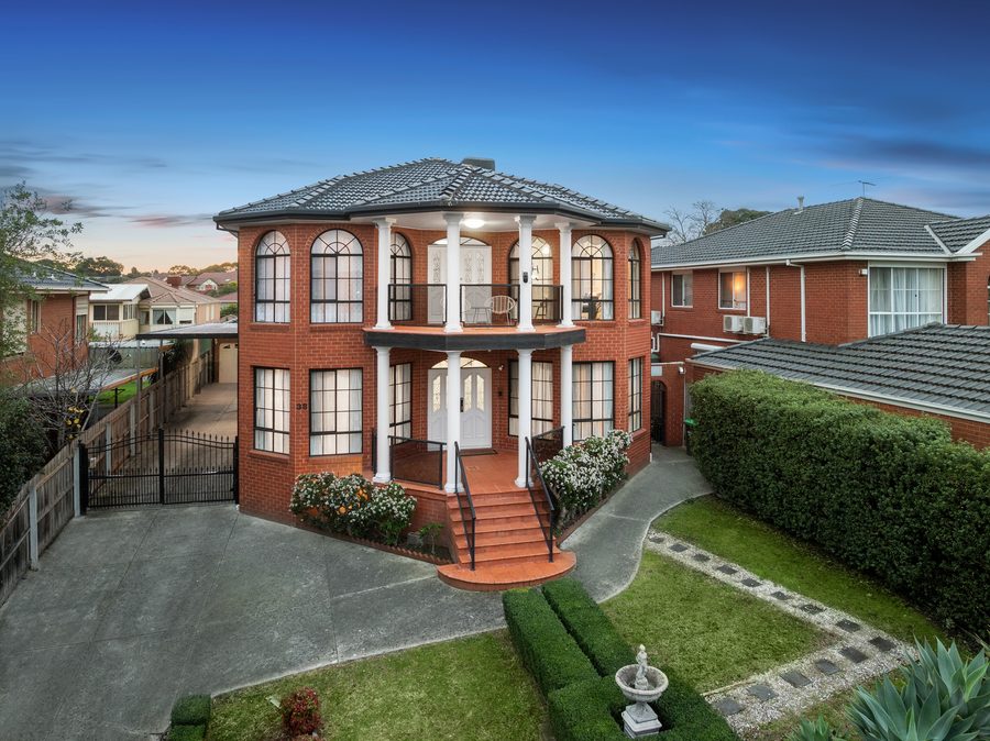 38 Ling Drive, Rowville VIC