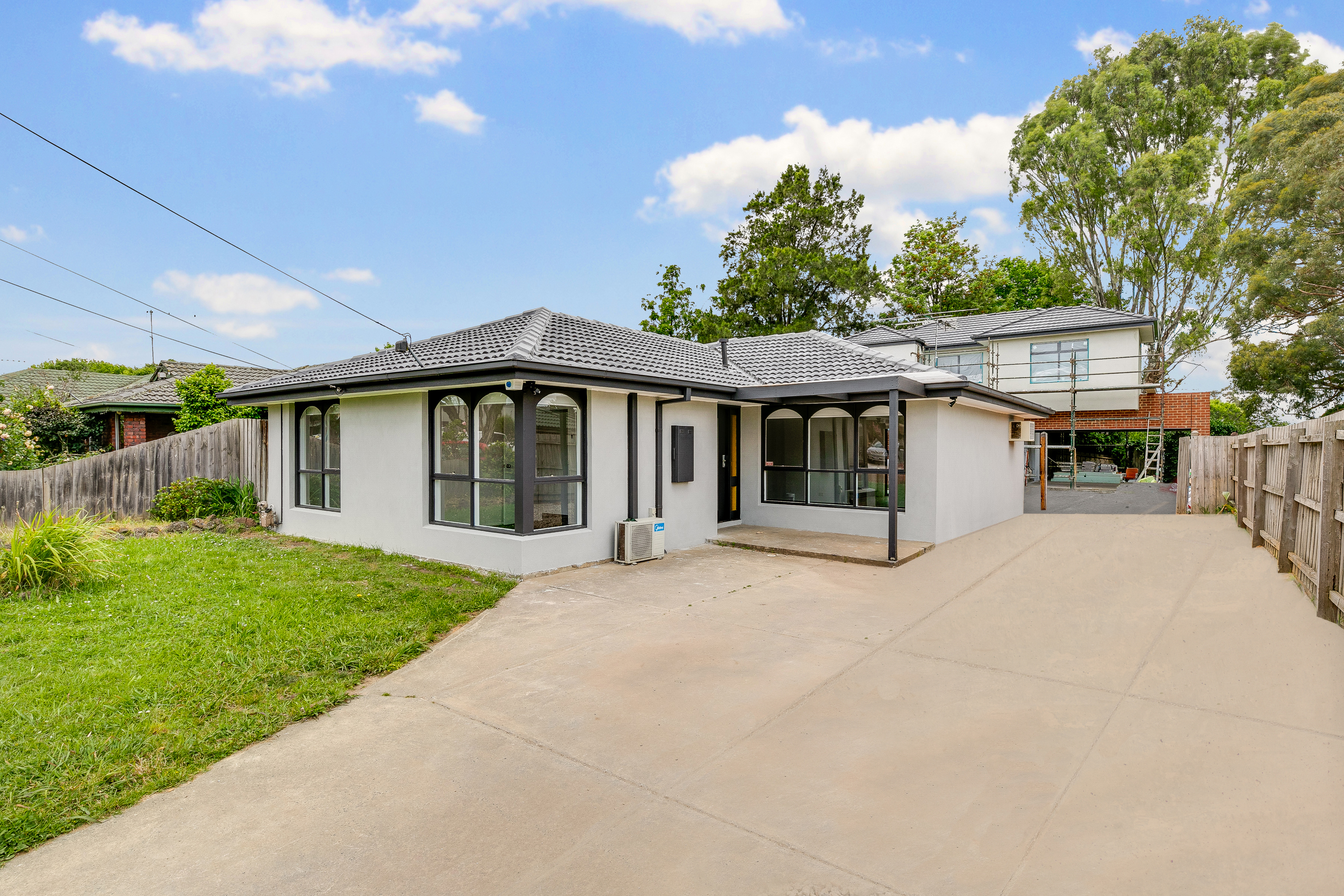 1/49 Loch Street, Cranbourne VIC