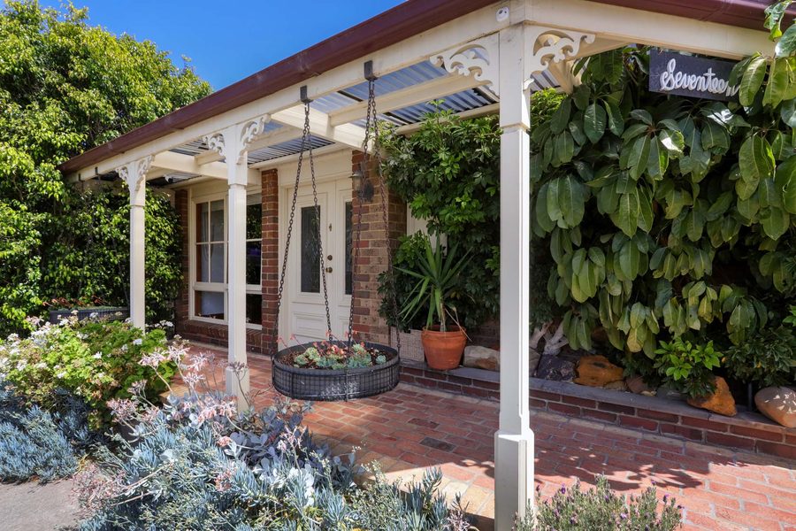 1/17 Mayne Street, Sunshine West VIC