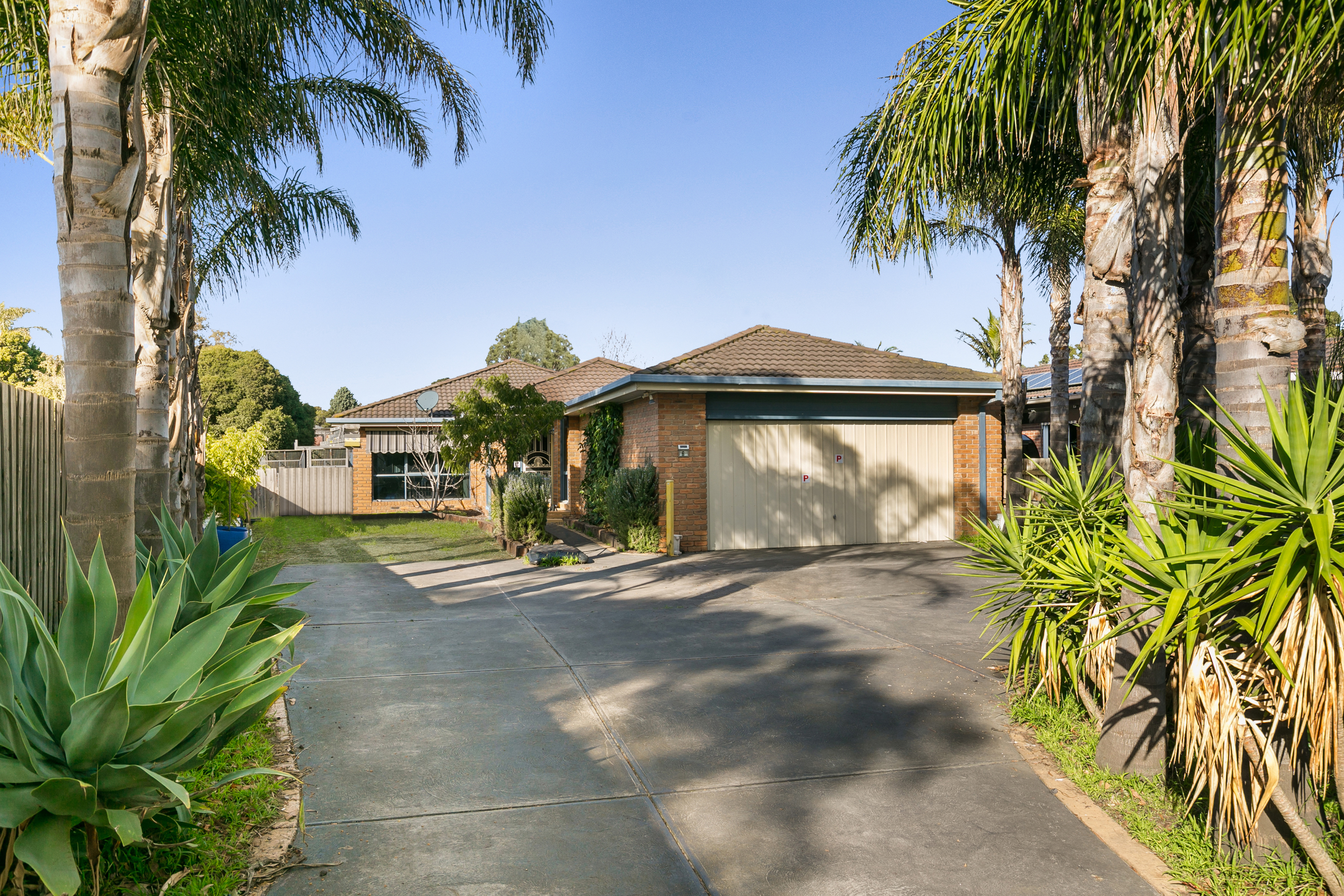 6 Carrington Crescent, Carrum Downs VIC