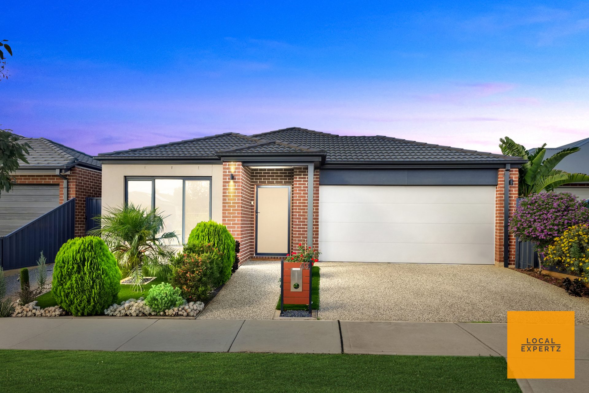 49 Wonnangatta Crescent, Weir Views, VIC — photo 1