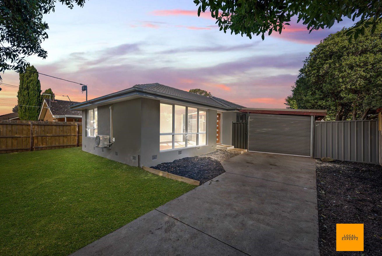 3 Wentworth Road, Melton South, VIC — photo 1