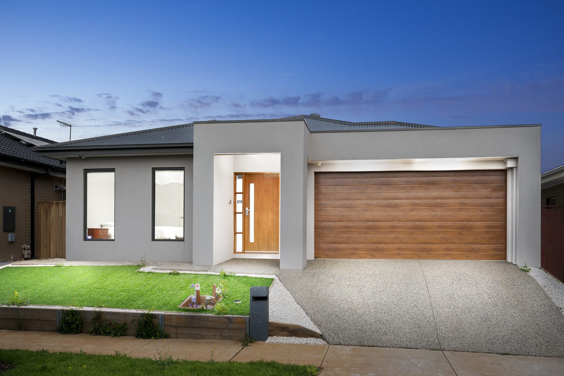 5 Lagoon Drive, Aintree, VIC — photo 1