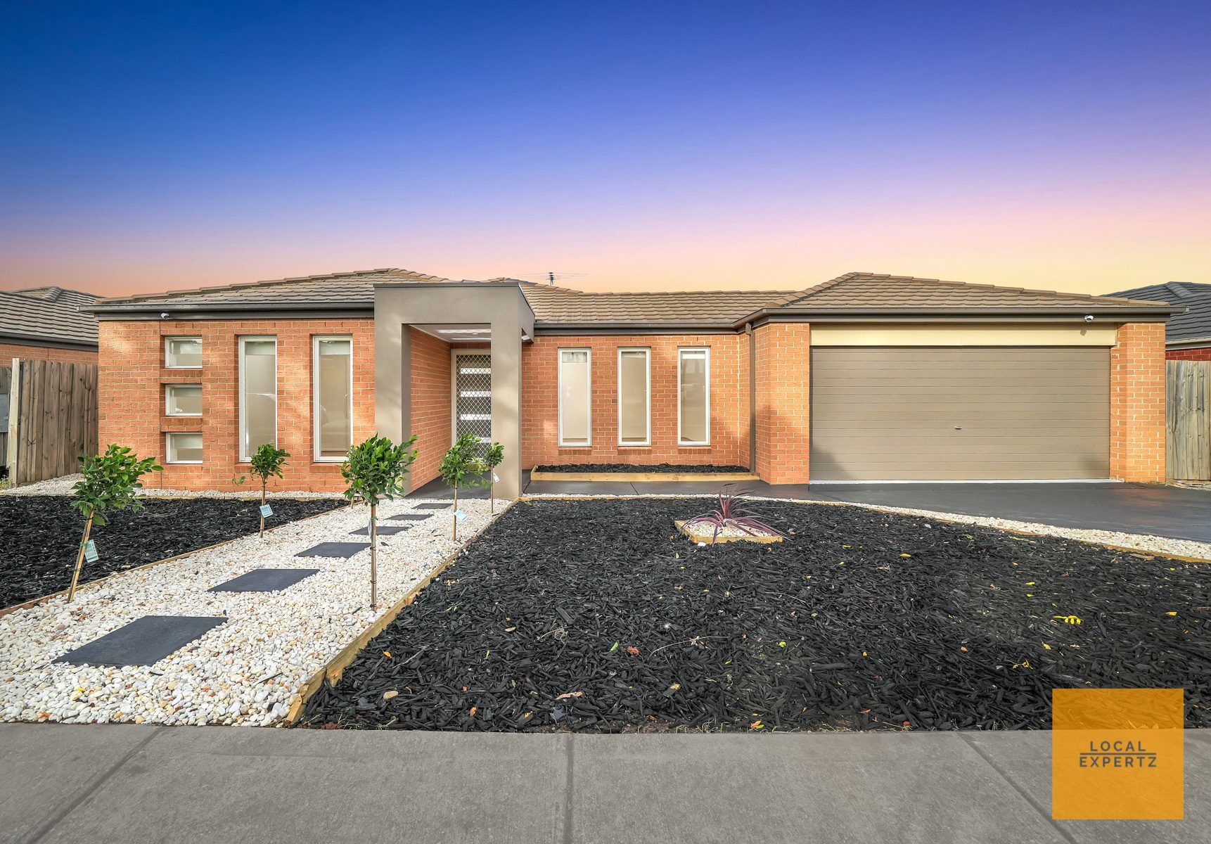 33 Harry Vallence Drive, Maddingley, VIC — photo 1