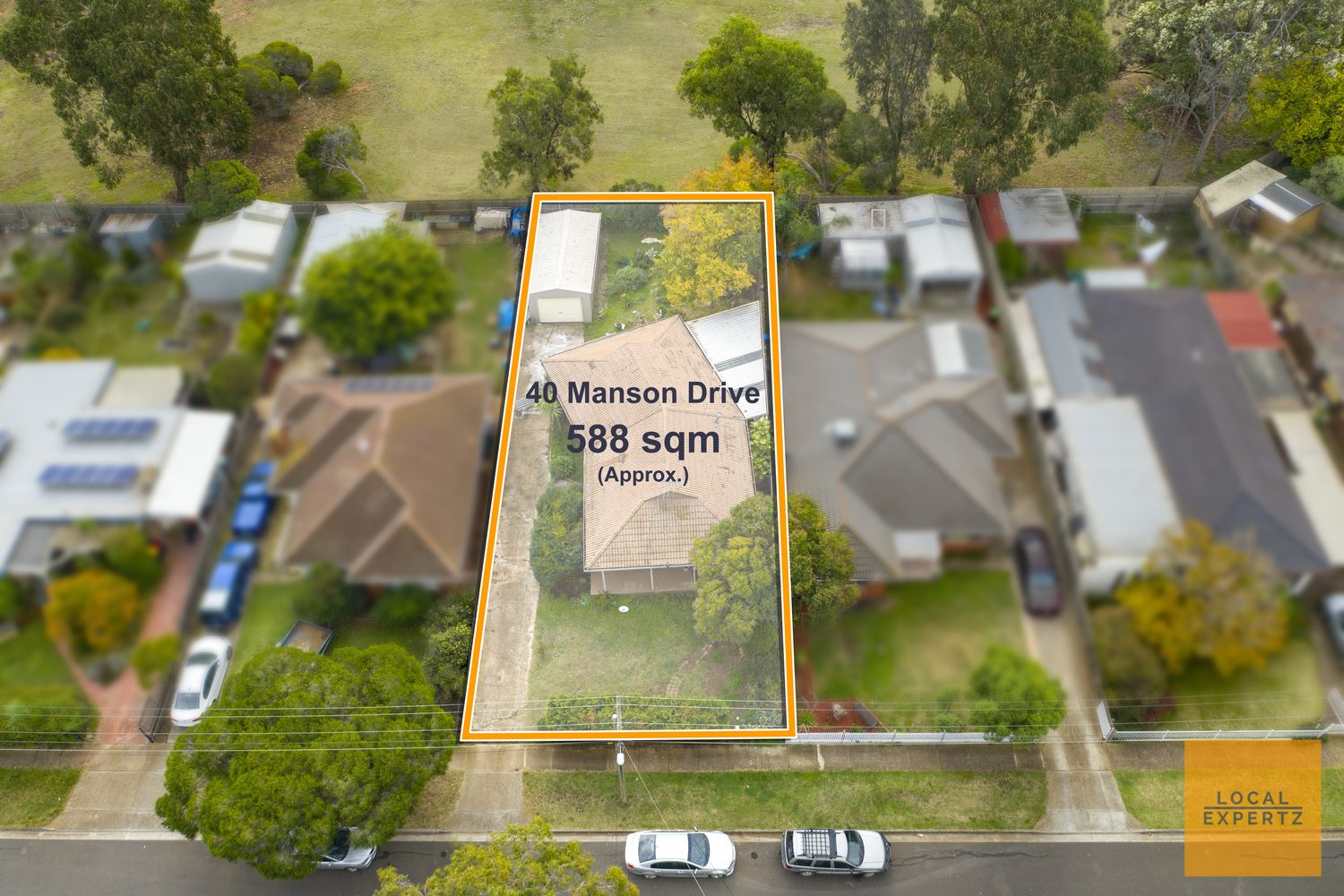 40 Manson Drive, Melton South, VIC — photo 1