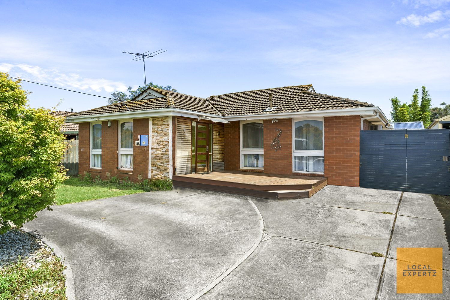 5 Porter Street, Melton South, VIC — photo 1
