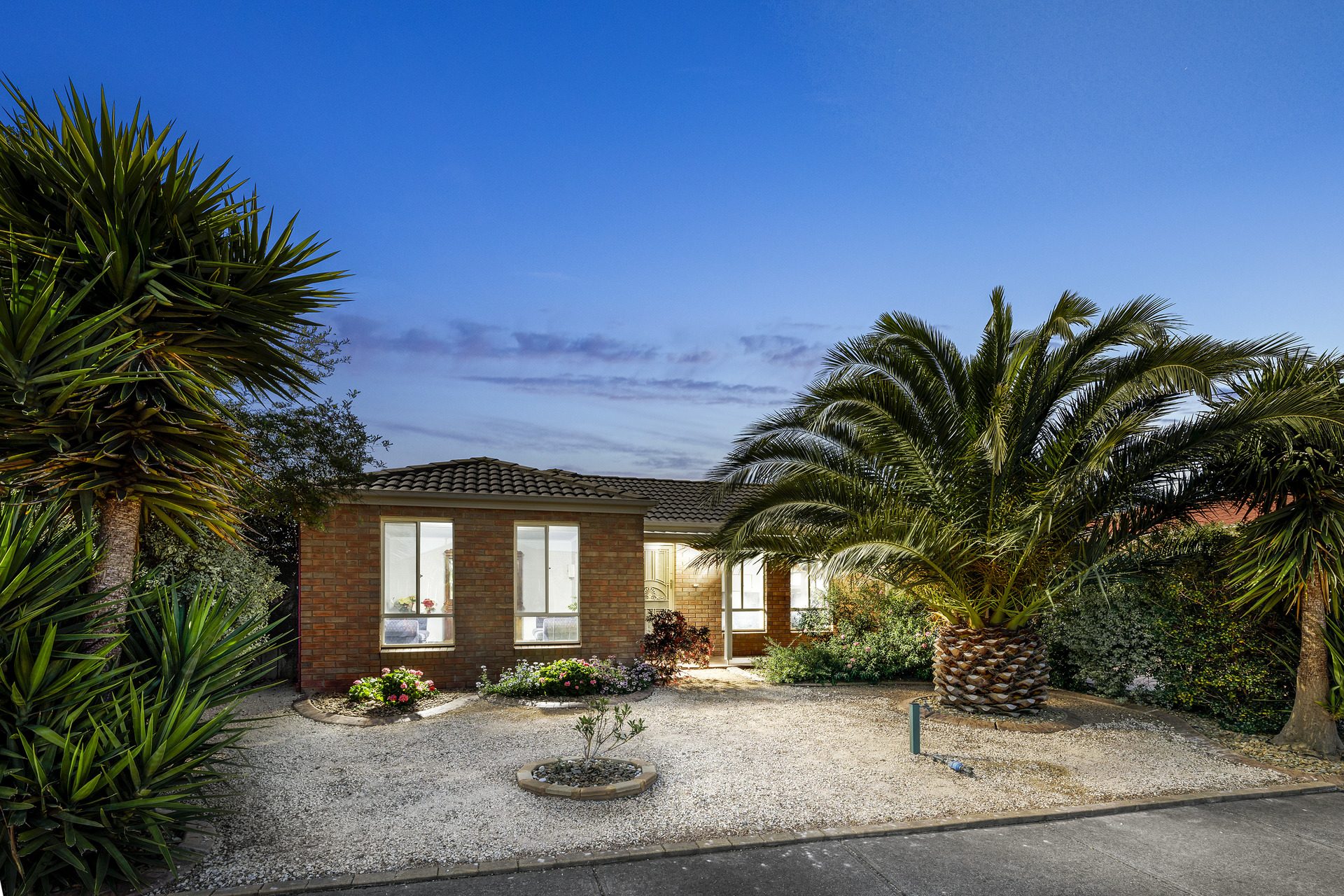 3 Maple Court, Taylors Hill, VIC — photo 1