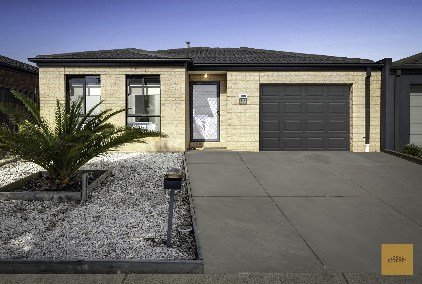 114 Black Knight Way, Kurunjang, VIC — photo 1
