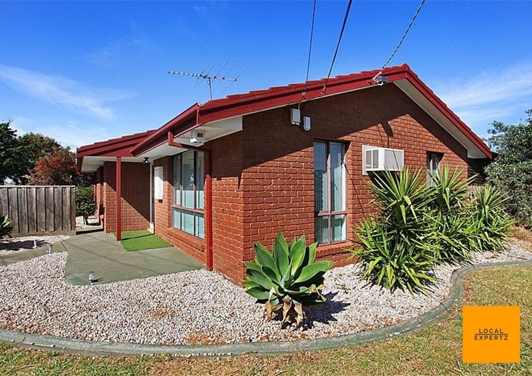 31 Richard Road, Melton South, VIC — photo 1