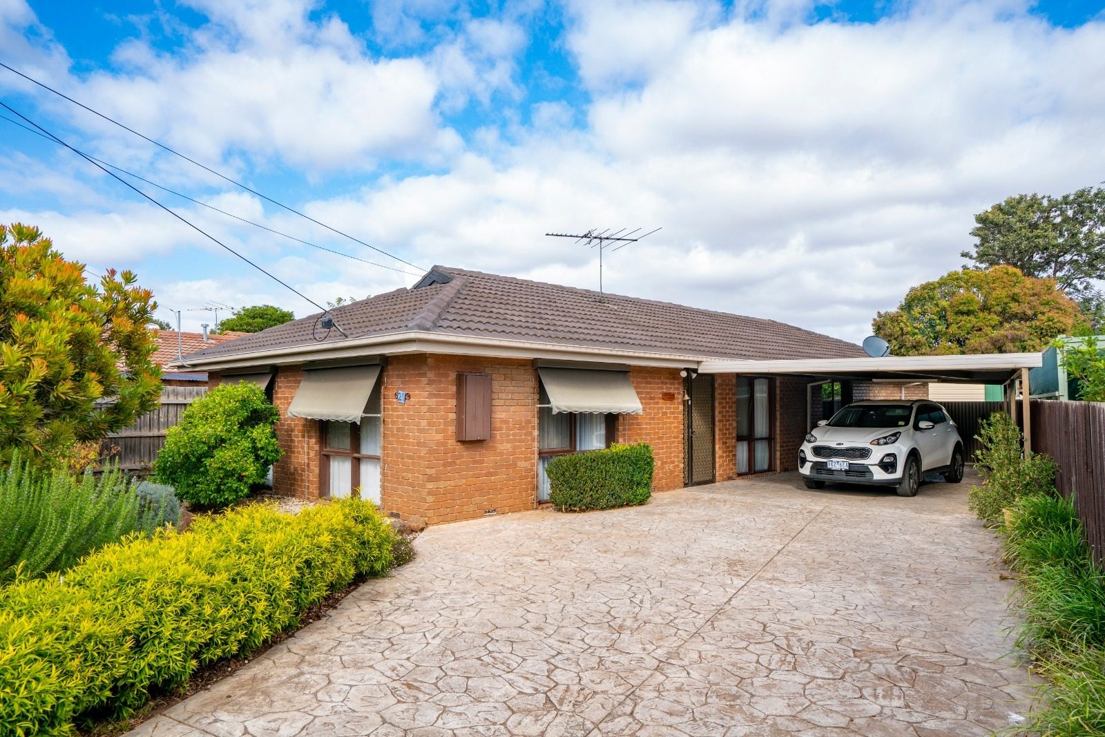 21 Chauvel Street, Melton South, VIC — photo 1