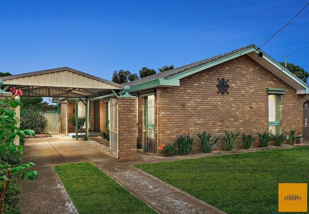 10 Rosina Drive, Melton, VIC — photo 1