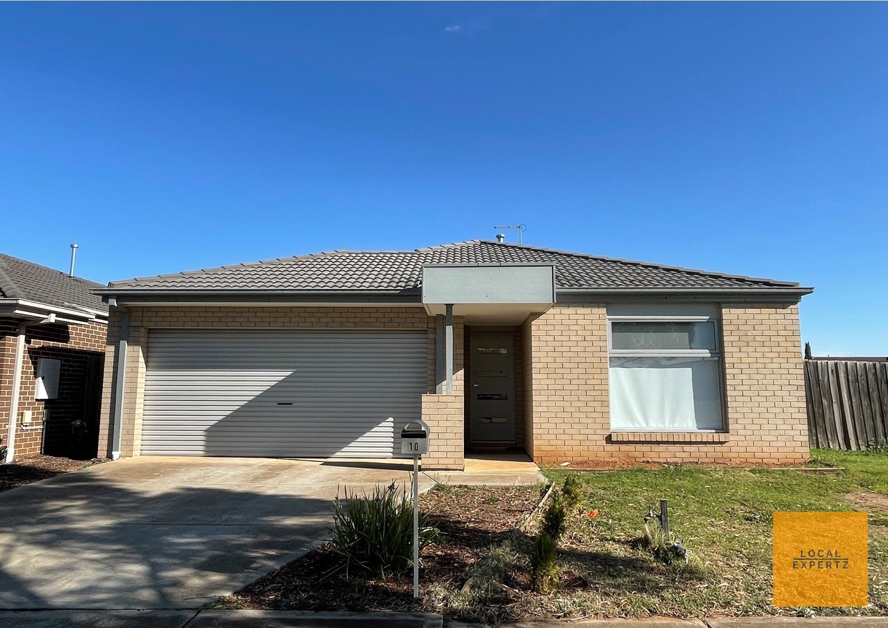 10 Horseman Drive, Melton South, VIC