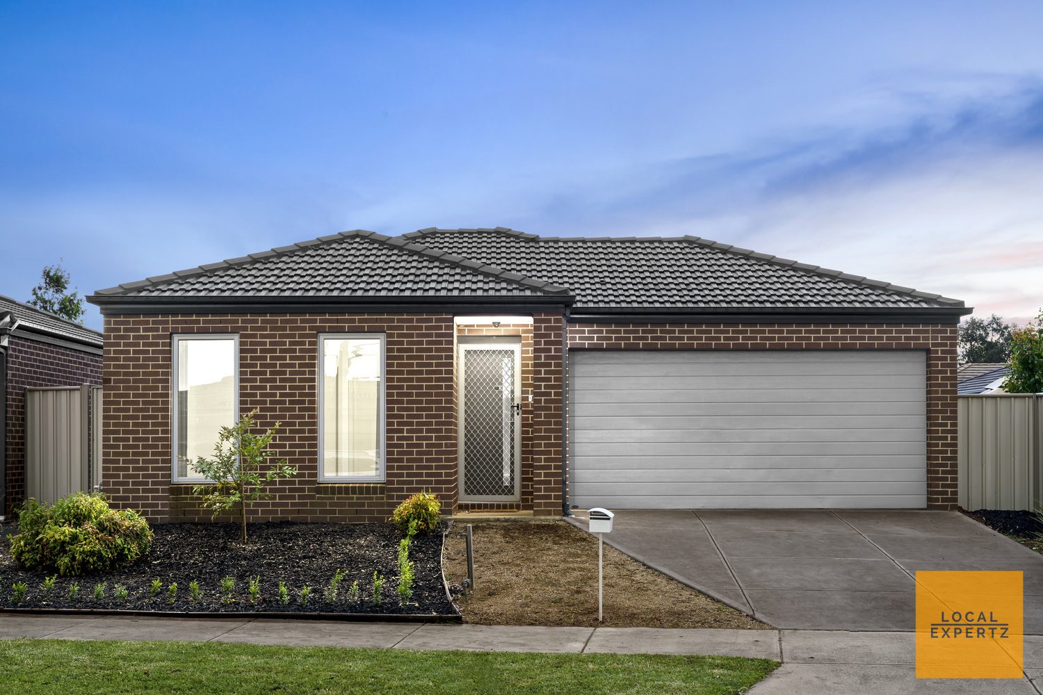 21 Riverina Boulevard, Brookfield, VIC — photo 1