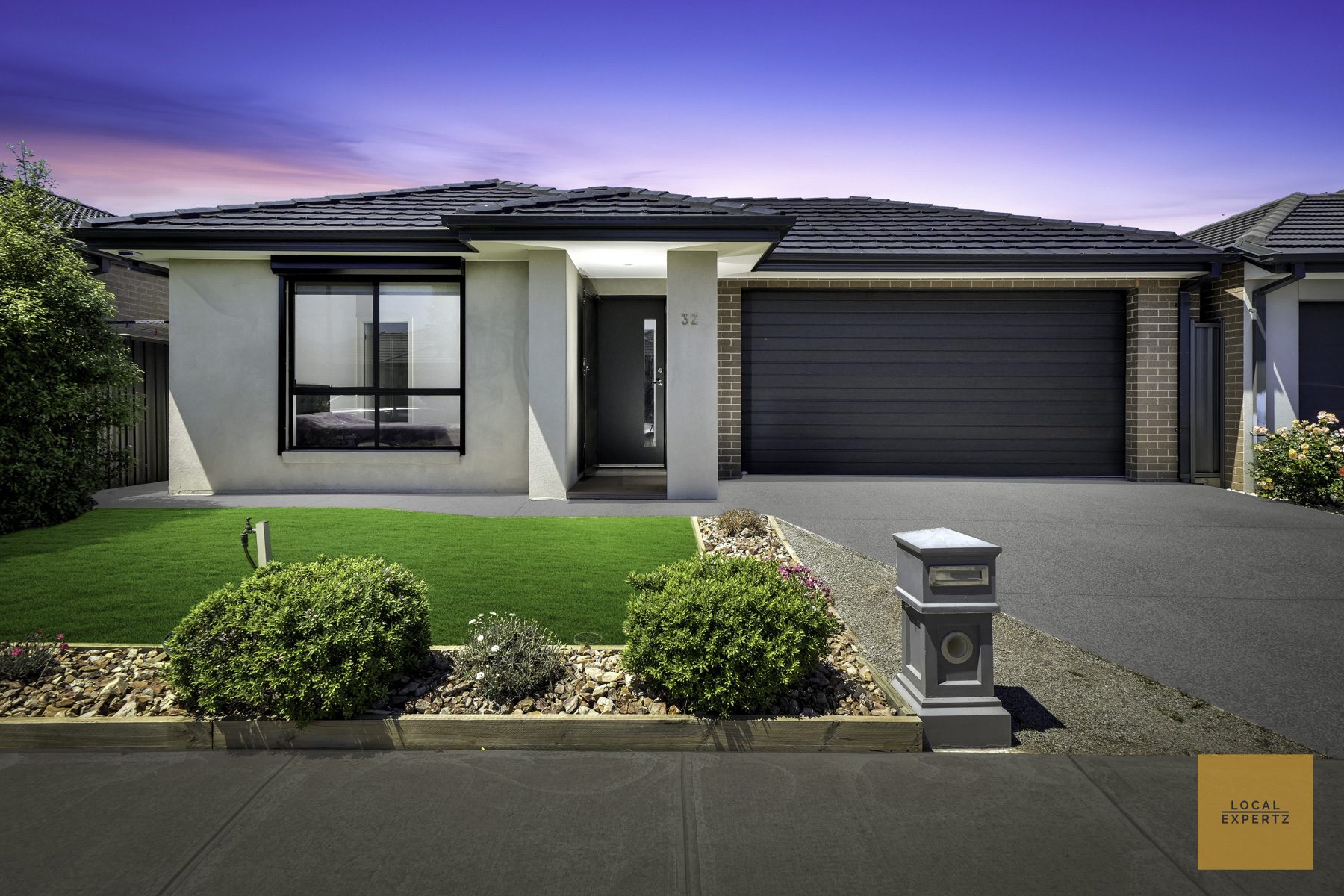32 Torrance Drive, Melton West, VIC — photo 1