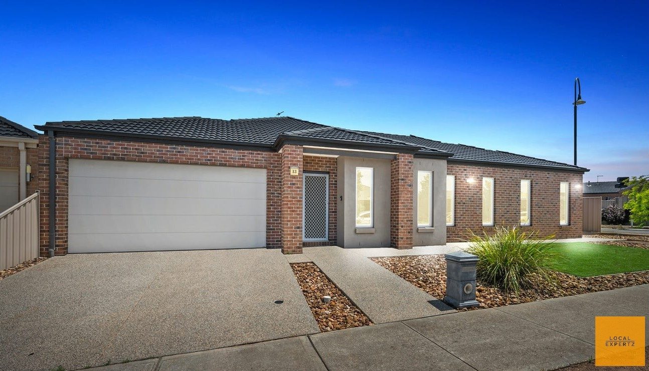 13 Lawrence Avenue, Harkness, VIC — photo 1