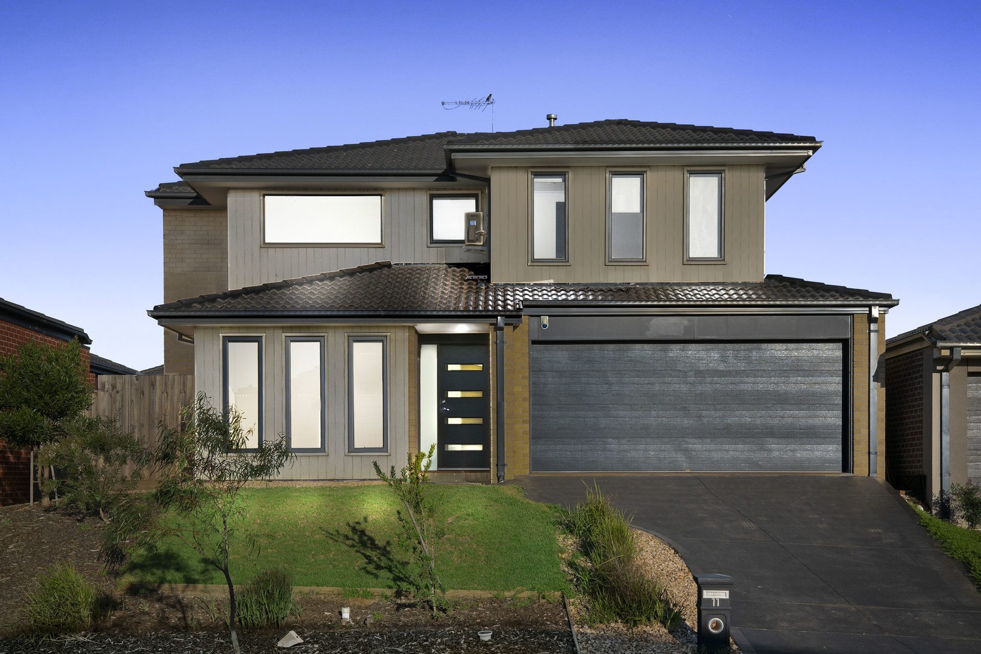 11 Shackell Street, Weir Views, VIC — photo 1