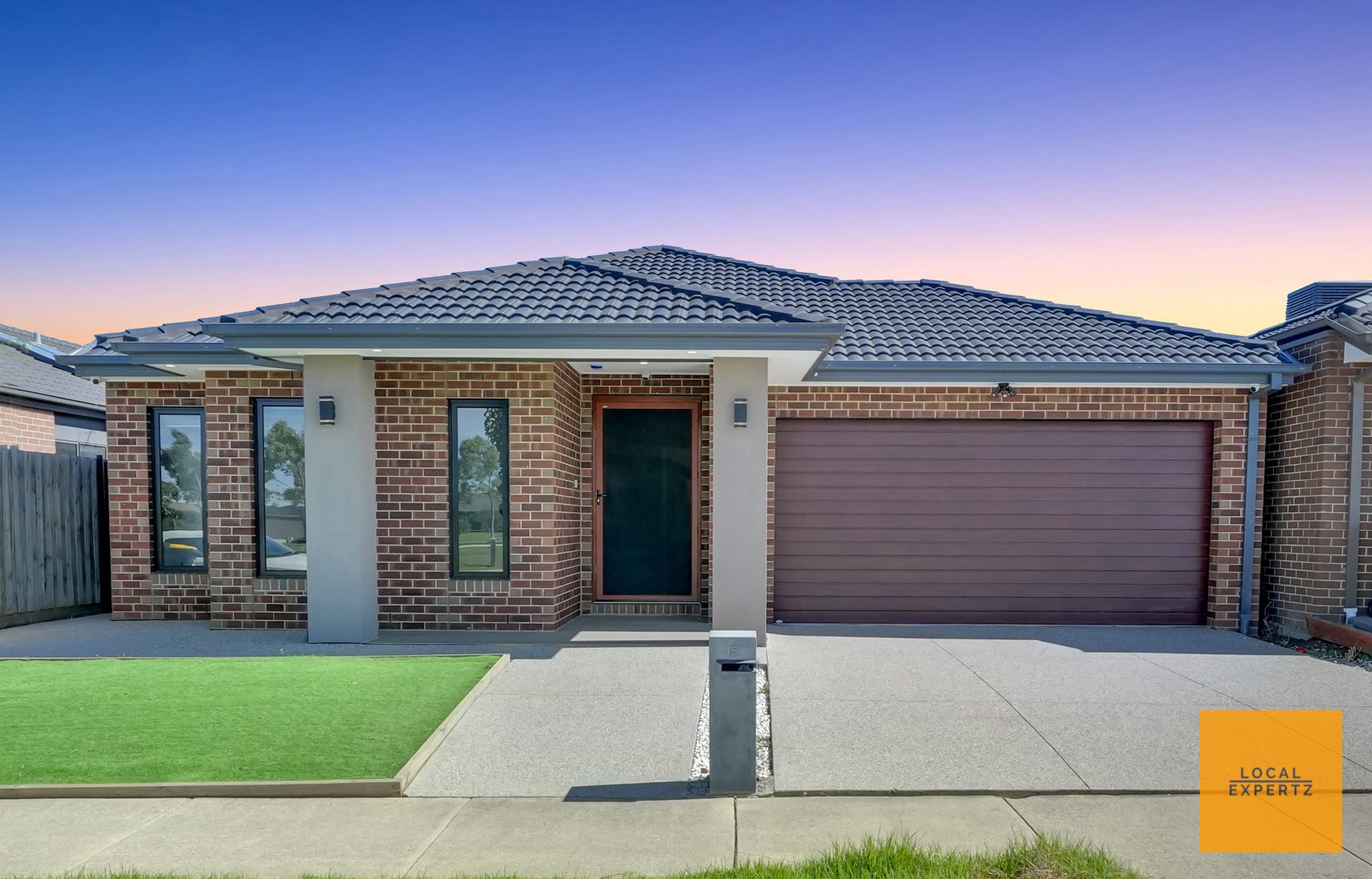 15 Orchid Avenue, Harkness, VIC — photo 1