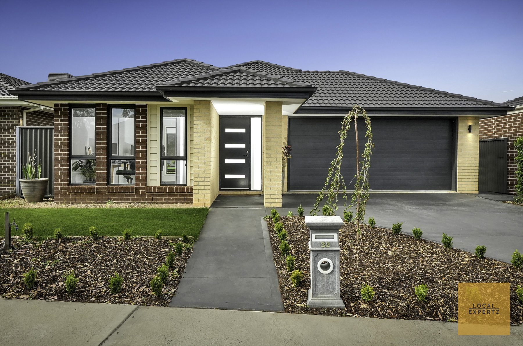32 Springbrook Parkway, Cobblebank, VIC — photo 1