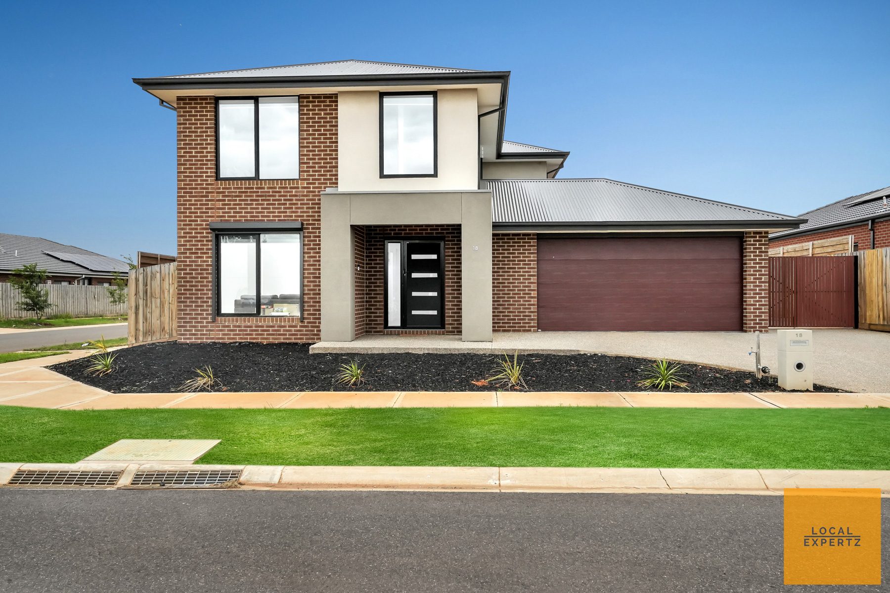 18 Valerian Street, Melton South, VIC — photo 1