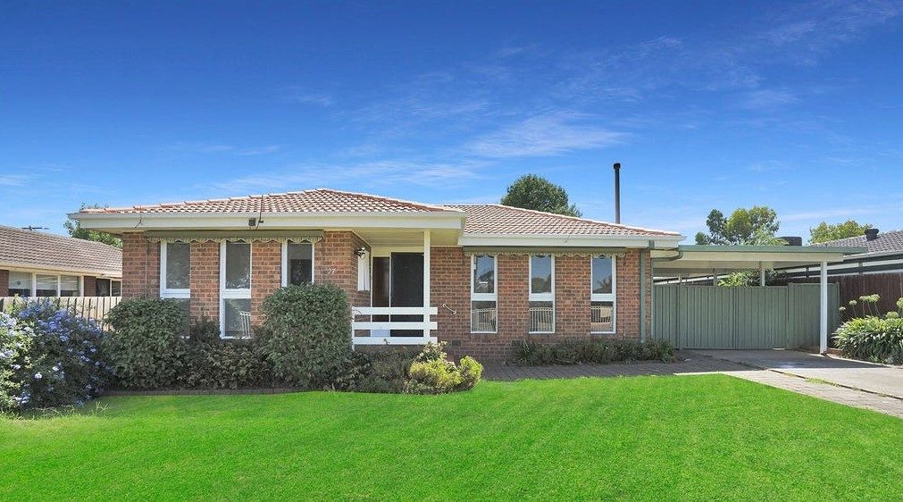 27 Raleighs Road, Melton, VIC — photo 1