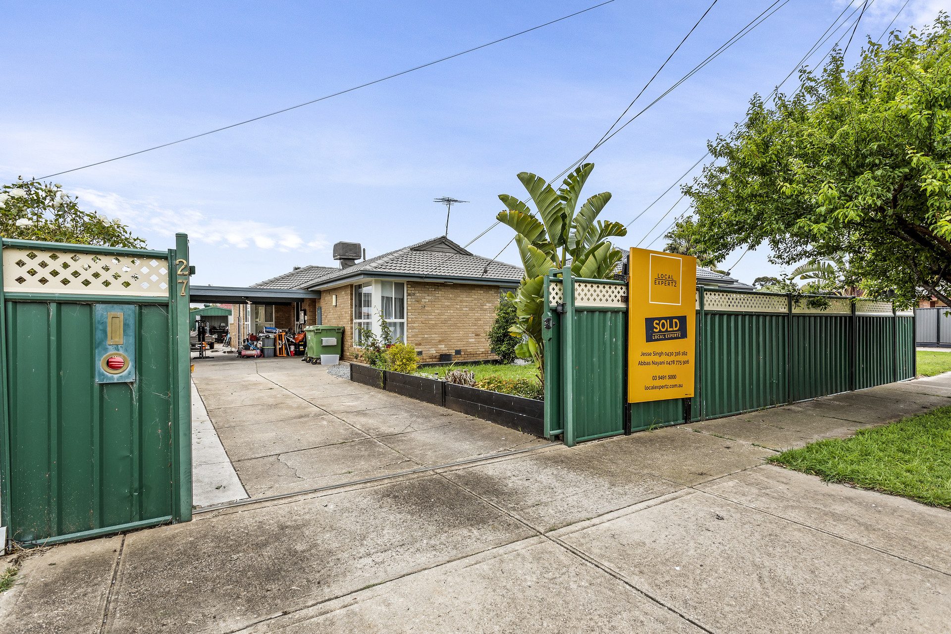 27 Bennett Street, Melton South, VIC — photo 1