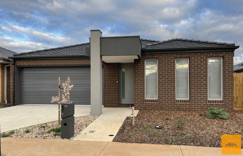 13 Hilda Drive, Brookfield, VIC — photo 1