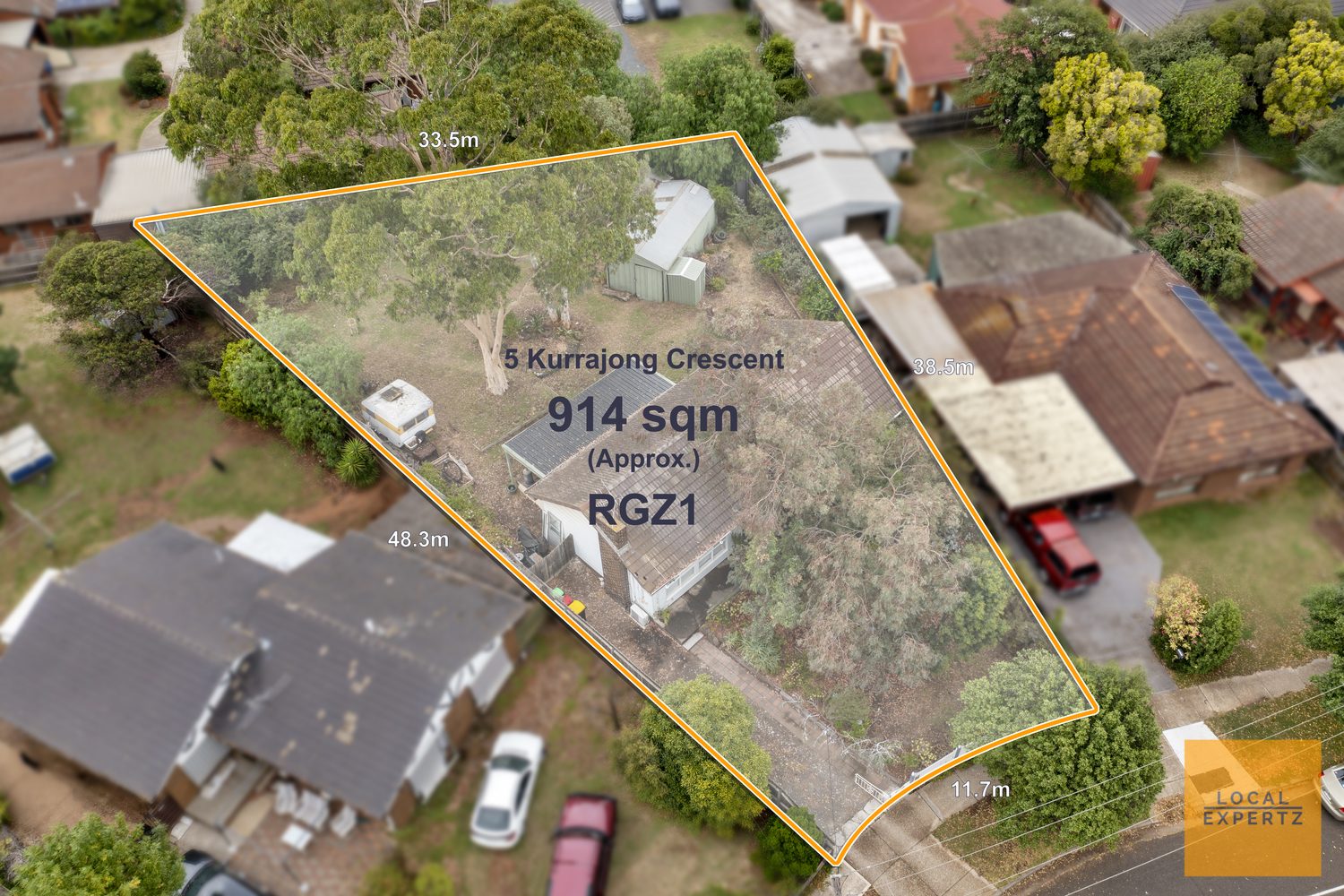 5 Kurrajong Crescent, Melton South, VIC — photo 1