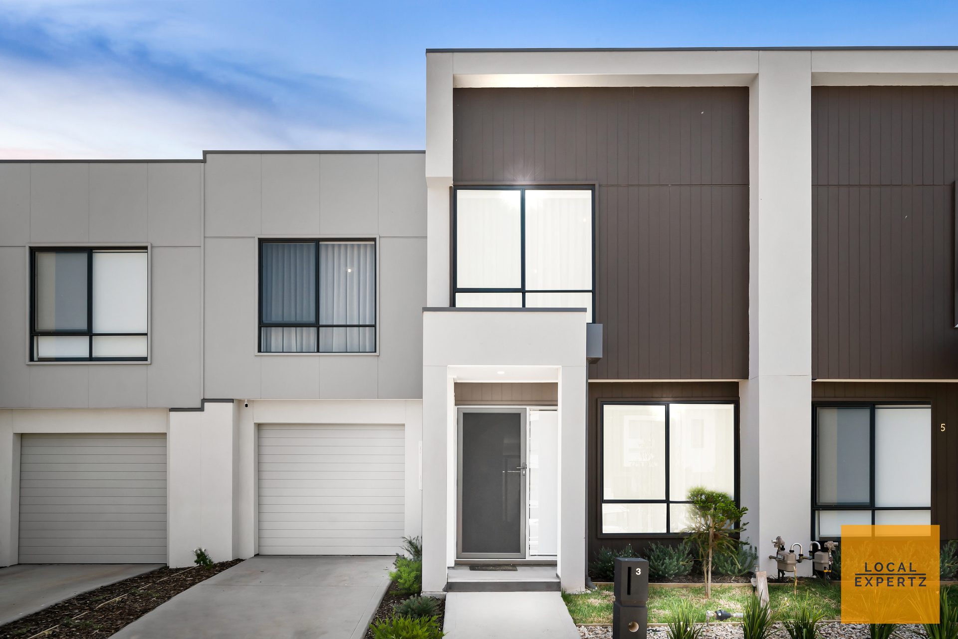 3 Pisa Street, Fraser Rise, VIC — photo 1