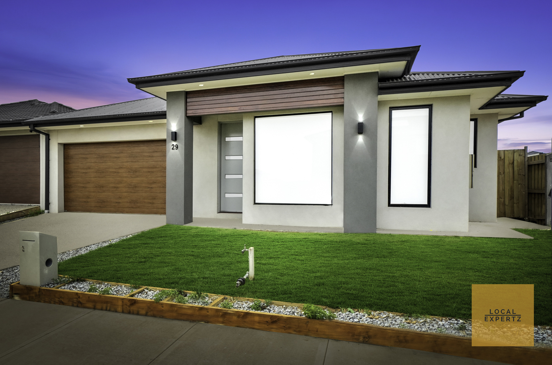 29 Surround Circuit, Bonnie Brook, VIC — photo 1