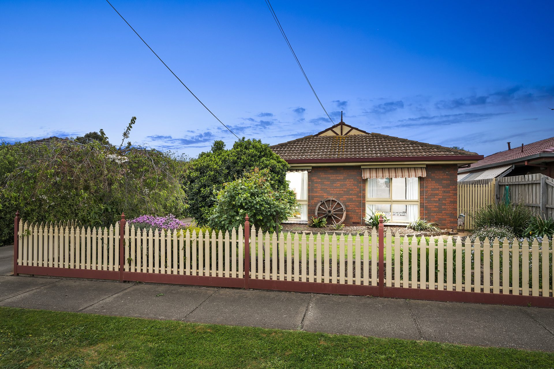 29 Hume Avenue, Melton South, VIC — photo 1