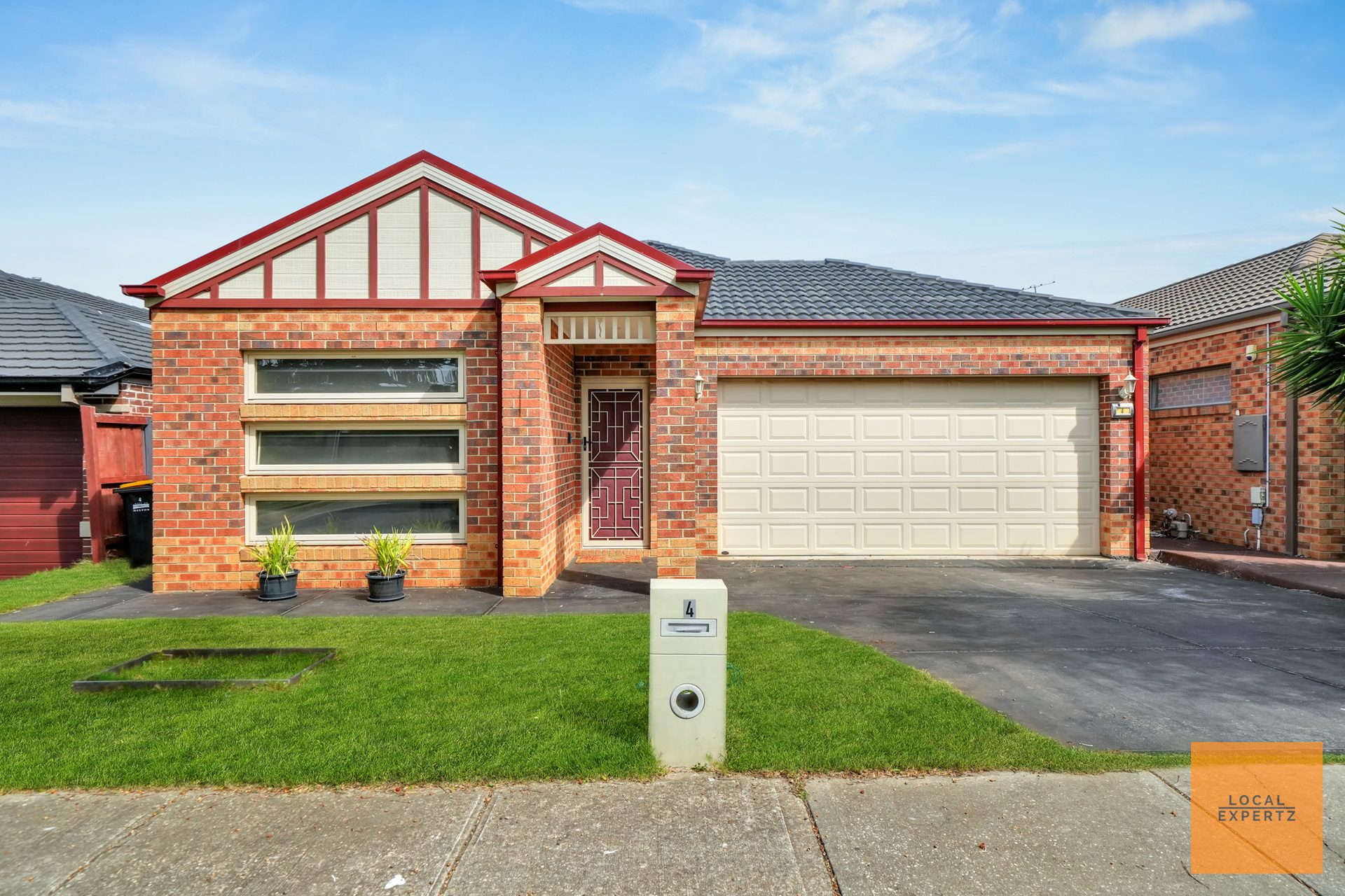 4 Gautam Grove, Harkness, VIC — photo 1
