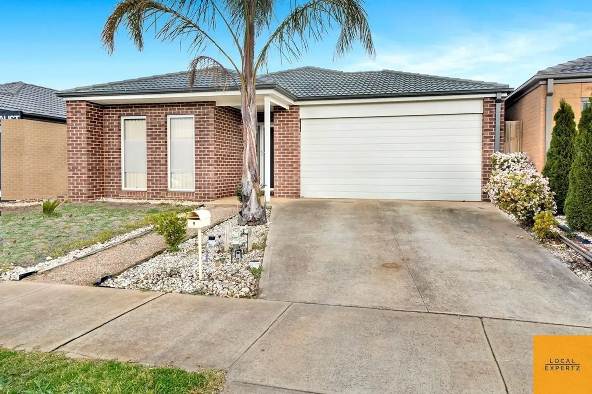 9 Leon Drive, Weir Views