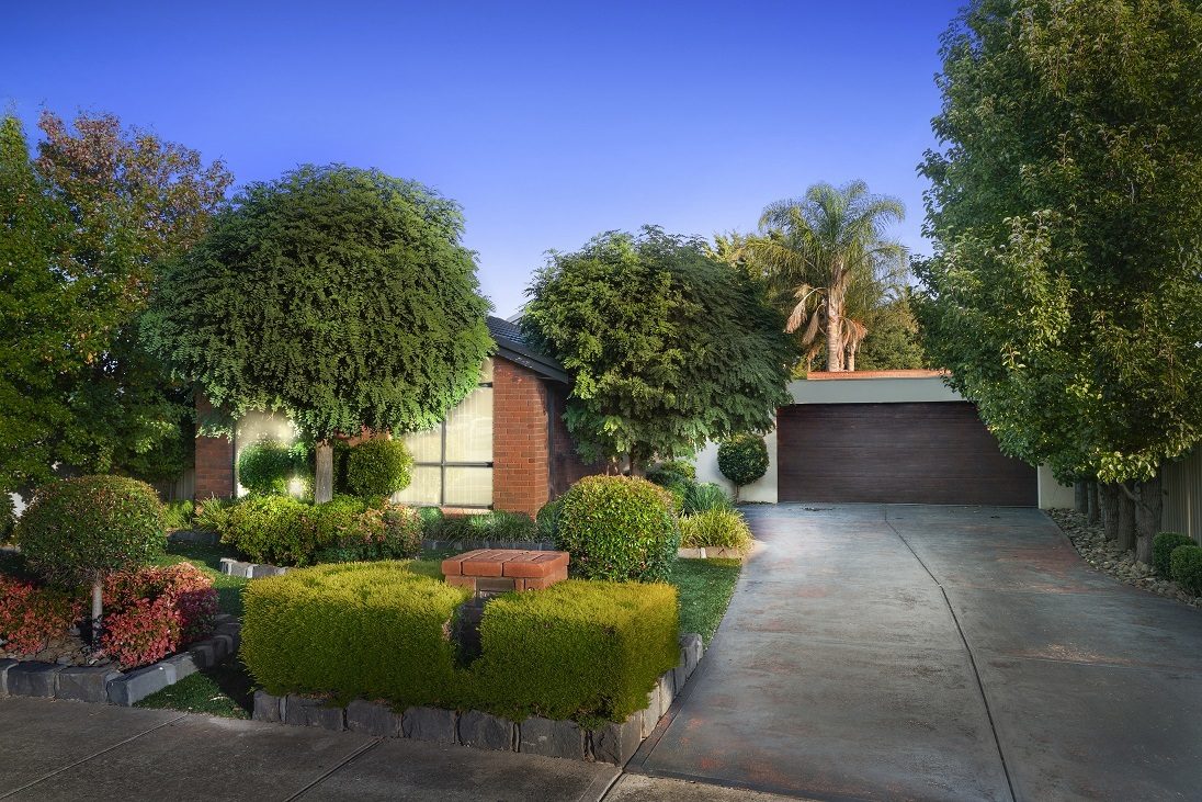 2 Adina Court, Kurunjang, VIC — photo 1