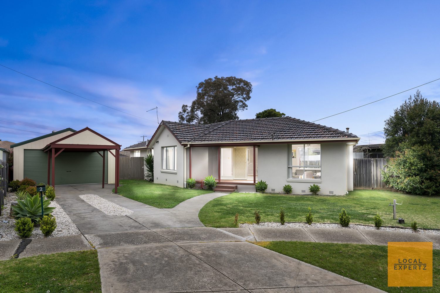 2 Emu Court, Melton, VIC — photo 1