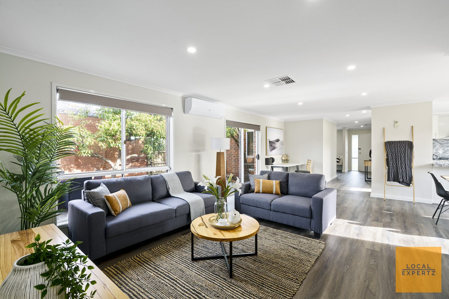 22 Penzance Place, Sydenham, VIC — photo 1