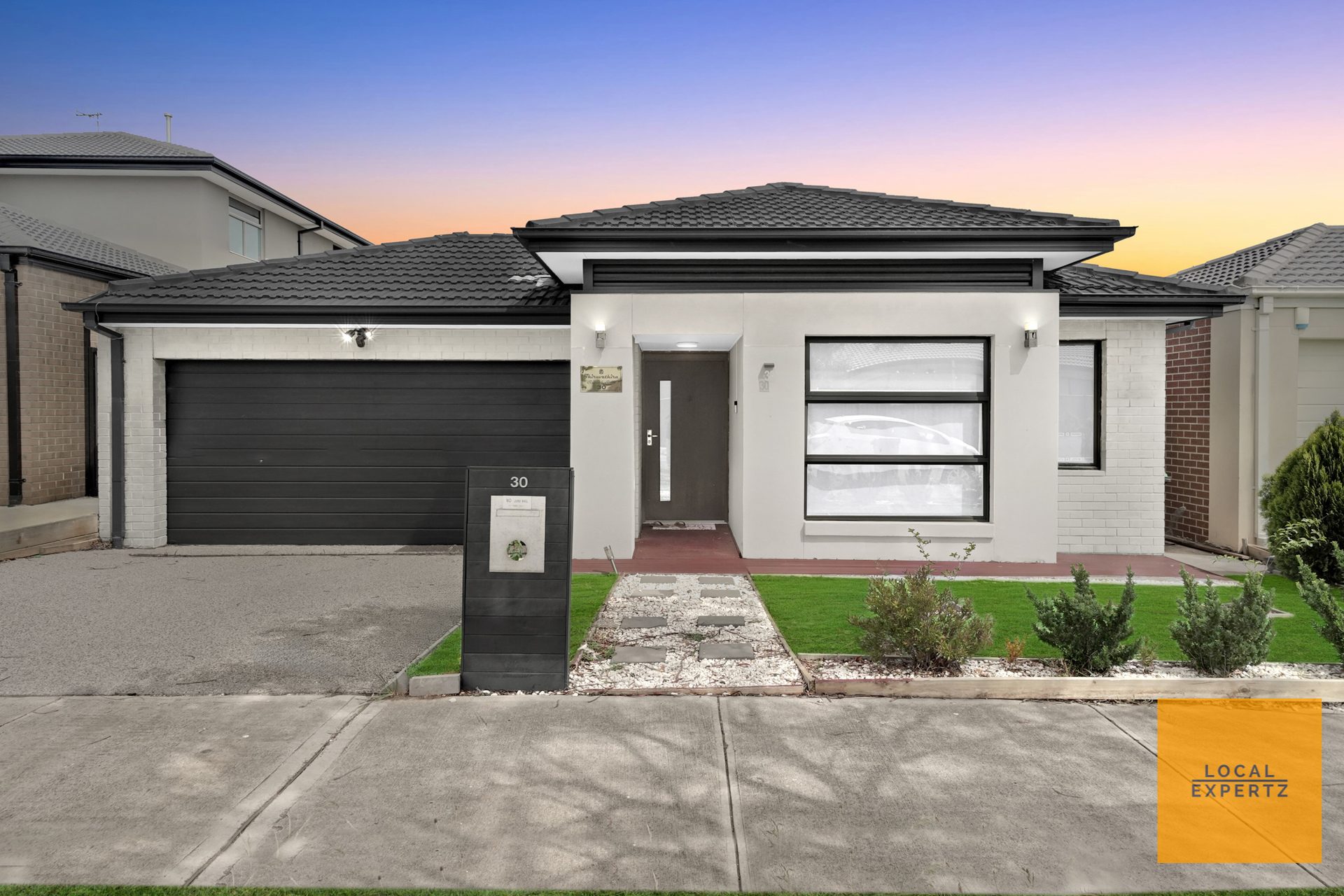 30 Bateman Drive, Harkness, VIC — photo 1