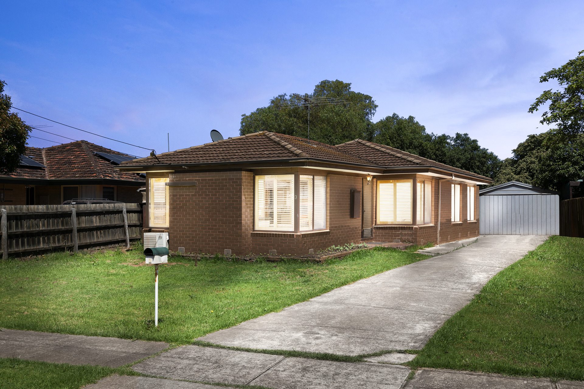 3 Blaxland Road, Melton South, VIC — photo 1