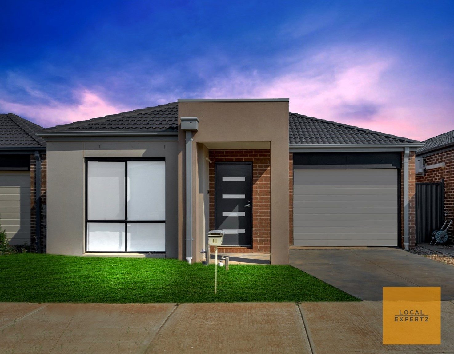 11 Maryburgh Road, Cobblebank, VIC — photo 1