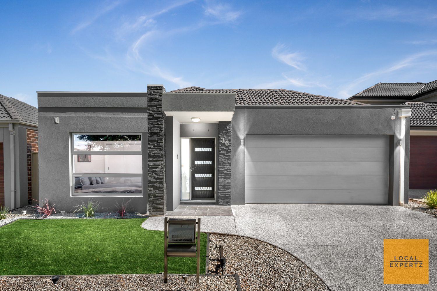36 Lawson Way, Caroline Springs, VIC — photo 1